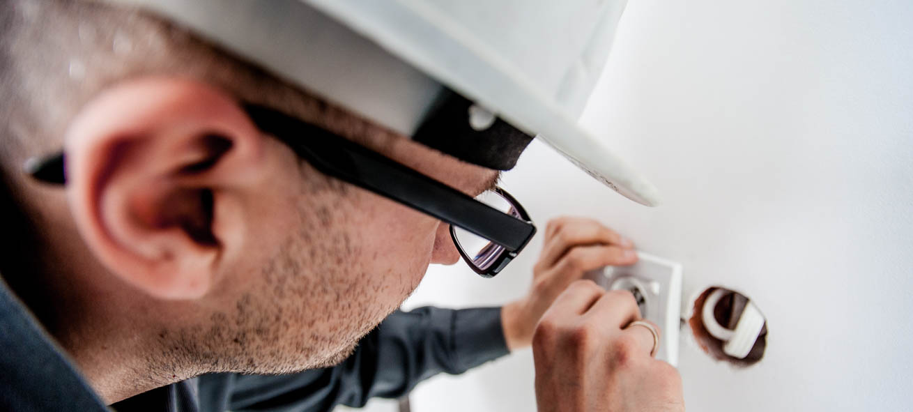 electrician-1080554